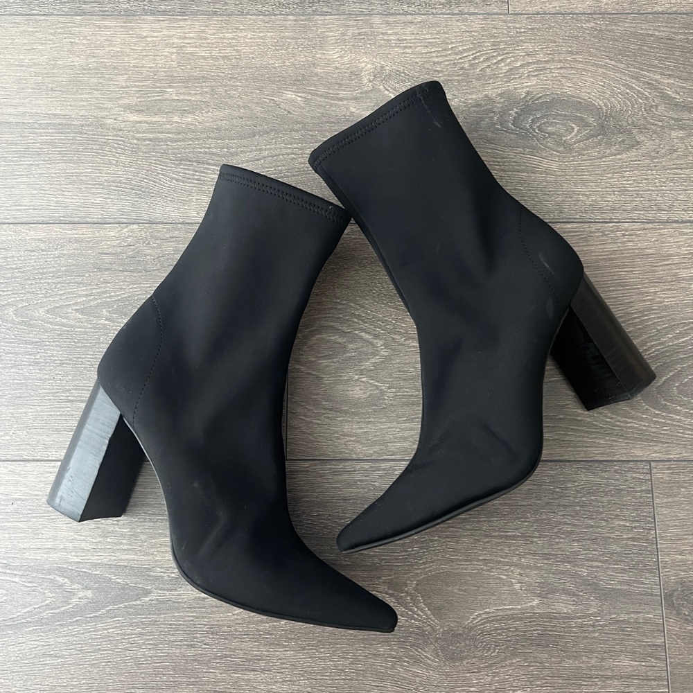 Jeffery Campbell ‘siren’ sock bootie